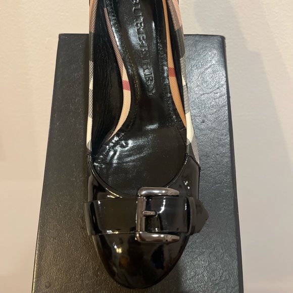 Burberry classic heels (like new condition) itcal fal8mon - Picture 8 of 8